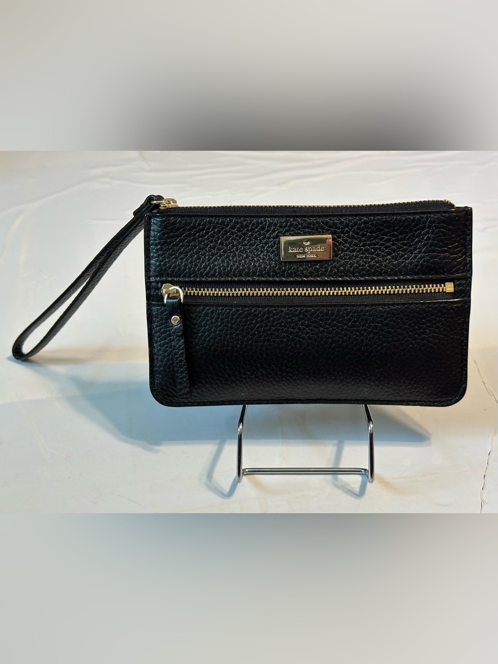 Kate Spade Highland Place Bee Wristlet - Picture 11 of 13